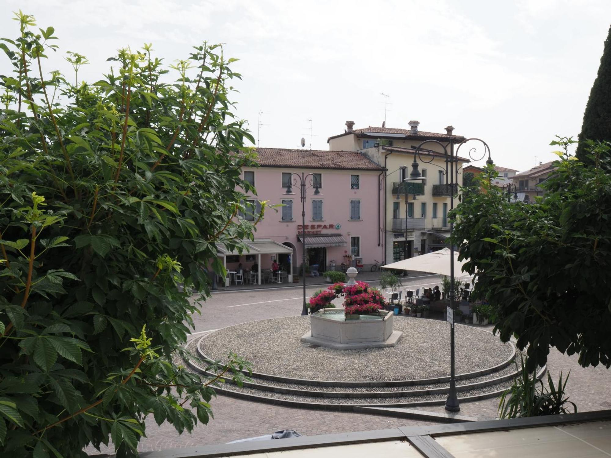 Relais Dogana Bed & Breakfast Moniga del Garda ภายนอก รูปภาพ